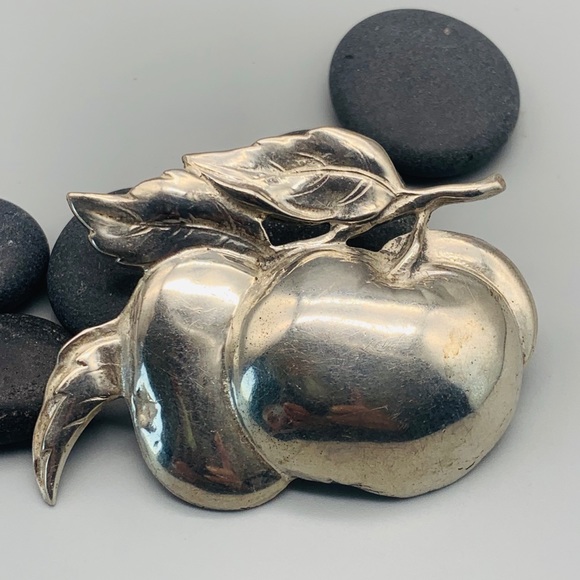 Rare Vintage Gump’s Sterling Apple Brooch G. Cini - Picture 7 of 8